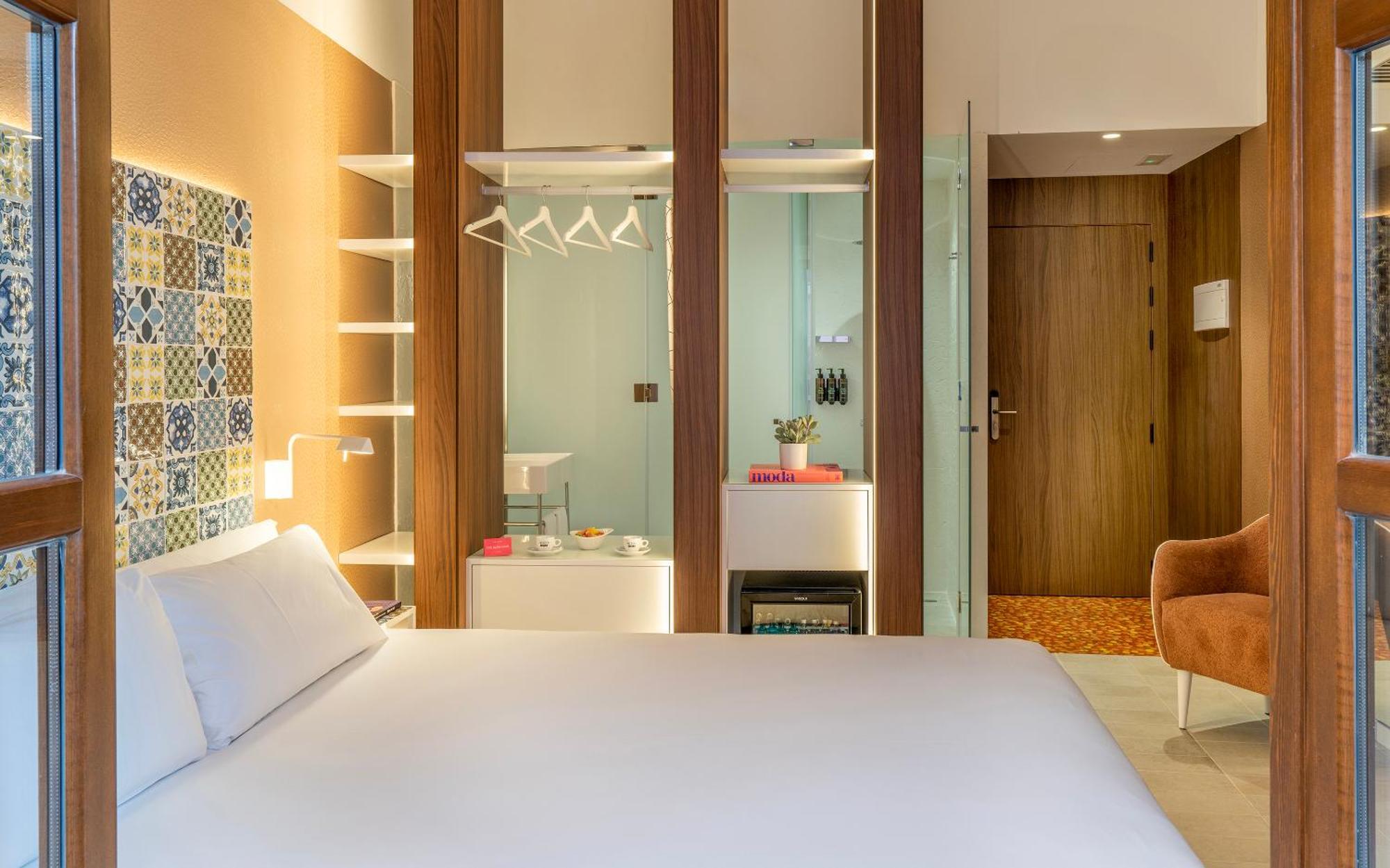 Axel Hotel Valencia - Adults Only Екстериор снимка